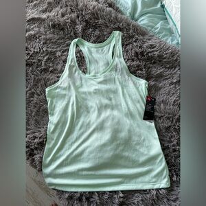 Under Armour tank